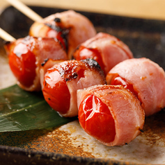 プチトマトと鹿児島黒豚バラの野菜串巻き