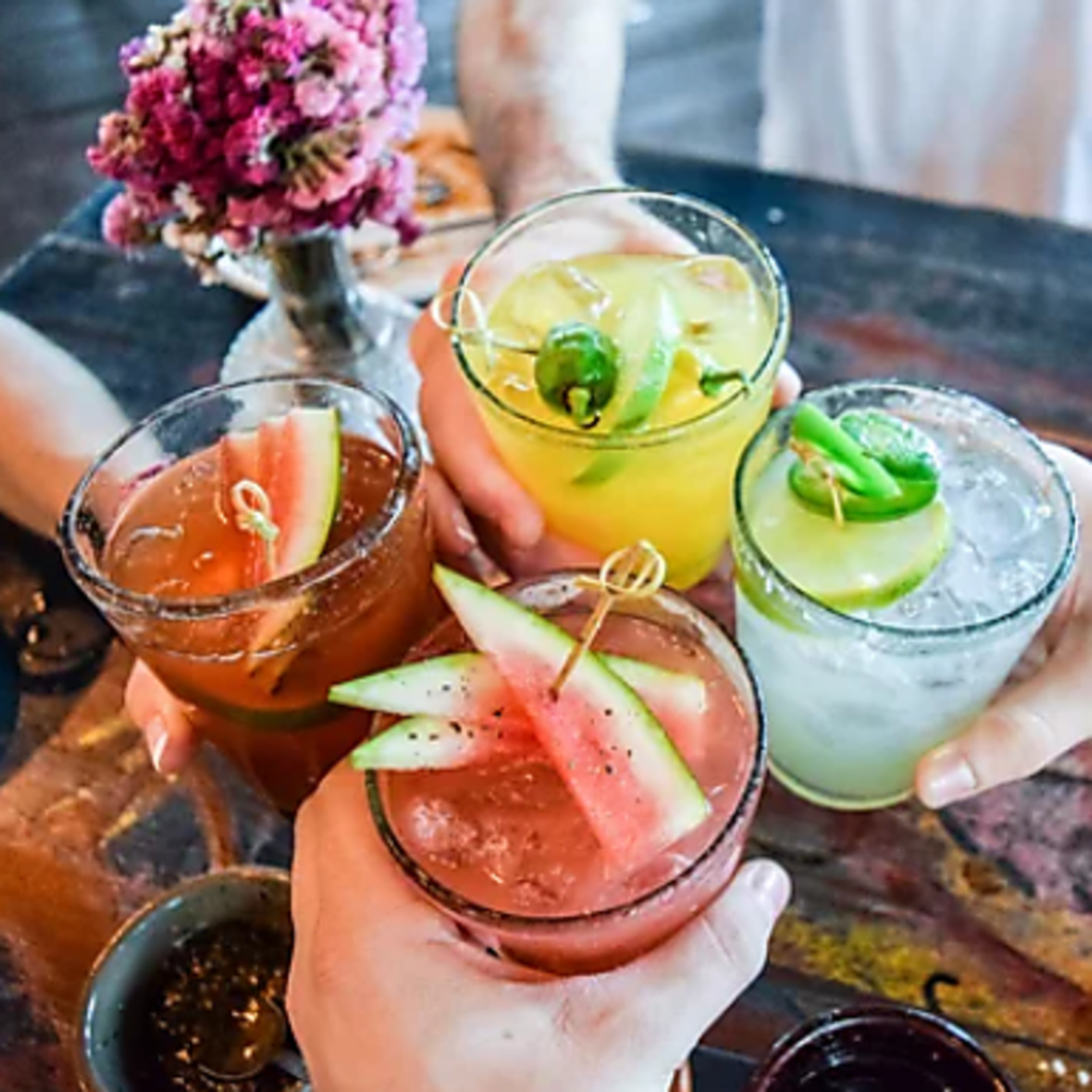 カクテルの種類が豊富！お気に入りの一杯を見つけて下さい♪ノンアルコールのカクテルもございます！