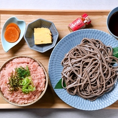 『選べるお盆』メインや麺、丼などご選択♪