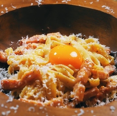 トリュフ香る濃厚チーズカルボナーラ