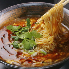 【名物】四川酸辣湯麺