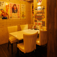 4名様用のテーブル席です。