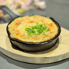 桜エビと長芋のふわトロ明太チーズ鉄板焼き