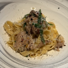 自家製タリアテッレ 鶏のラグービアンコの写真