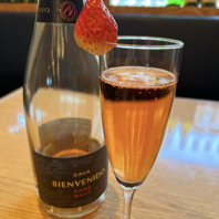 さまざまなお酒を取り揃えました♪自家製のカクテルも◎