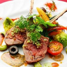 創作フレンチでお客様のシチュエーションに彩りを