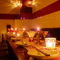 誕生日・記念日などに最適のオシャレなお店！デートにはぴったりの個室席で人気のお席です。ご予約はお早めに...♪ゆったりとしたソファー個室。予約必須です！落ち着ける店内を貸し切っての寛ぎのひとときをお過ごしください。宴会にオススメのコースも多数ご用意