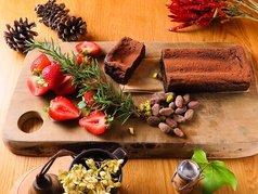 チンクエ名物！噛まない？！生ガトーショコラ　2～３人前