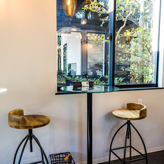 景色を眺めながら素敵なひと時を。