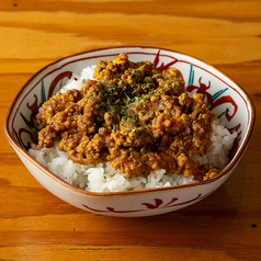 おでん出汁でチキンキーマ 卵のっけ