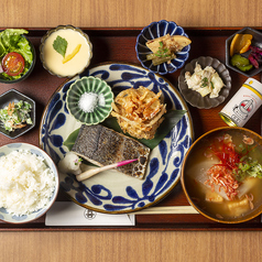 鰆の塩焼きと春かき揚げ御膳