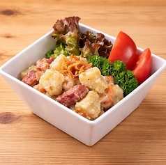 ゴロゴロ具材のアジアンポテトサラダ