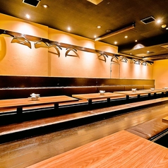 【宴会最大55名様まで】打ち上げ、同窓会などにおすすめの広々としたお席となっております。豊富な飲み放題付きコースはご予算に合わせてお選びいただけます♪