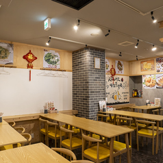 6名様テーブル×4