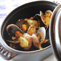 料理メニュー写真&nbsp;【海の恵みが詰まった贅沢なひと皿】ムール貝のビール蒸し