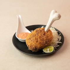 塊 骨付き!?黒豚のジューシーメンチカツ