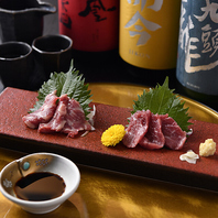 馬刺しや仙台牛炙りなど、お肉の料理も人気です。