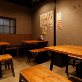 品川でのご宴会や飲み会なら「もつきむ」にお任せください！10名様から最大22名様までのワンフロア貸切に対応しており、周りを気にせず賑やかに楽しめます。名物もつ鍋や鉄板ホルモン焼きを味わえる飲み放題付きコースも充実！会社の歓送迎会や仲間内での集まりなど、様々なシーンにぴったりです。