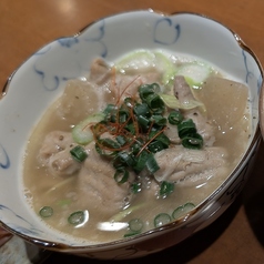 塩もつ煮込みの写真