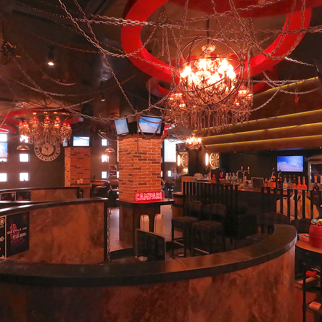 おしゃれな店内で二次会を