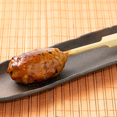 自慢 三種の挽き肉のばくだん番長 中にうずらの卵が隠れてます