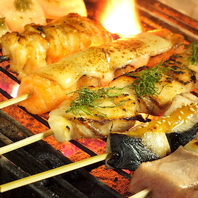 炭火でじっくり丁寧に焼き上げた自慢の焼き鳥!!