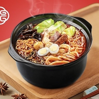 中華米線の魅力を引き出す4種のスープ！