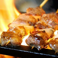 毎日仕込む新鮮な鶏肉×職人の炭火焼き