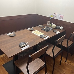 6名様用のテーブル