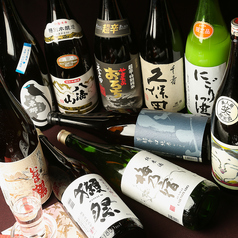 <全国各地の厳選日本酒>当店の料理人が目利きした、選りすぐりの日本酒のみを仕入れております。の写真