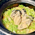 料理メニュー写真&nbsp;牡蠣の土鍋ごはん