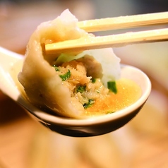 六本木で大人気「餃包」当店でも名物として提供中！
