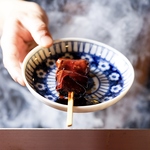 4代・50年受け継がれるピリ辛の秘伝のタレ☆自慢のレバーとの相性抜!!一度食べたらやめられない味☆