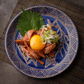 料理メニュー写真 牛タンユッケ