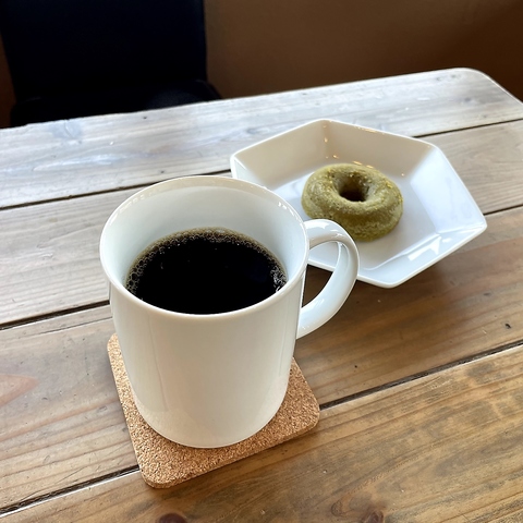 福岡・春日市｜芳醇な有機コーヒーとそば粉スイーツを。大人の日常を彩る上質なカフェ