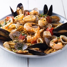 海の幸のトマトクリームソース”ペスカトーレ”