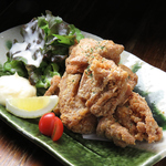 やっぱり食べたい居酒屋定番メニュー☆鶏肉に下味を漬け込み高温の油でカリカリサクサクに揚げました