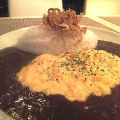 チキンカツ&スクランブルエッグカレー/スタミナ焼肉&チキンカツカレー