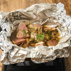 炙り鴨と舞茸のそばつゆバターホイル焼き