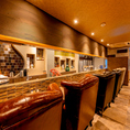 【ゆったりくつろげるカウンター席】