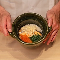 季節ごとの厳選食材をふんだんに使用した「土鍋ご飯」