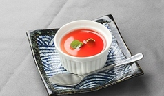 自家製杏仁豆腐　カシスソース