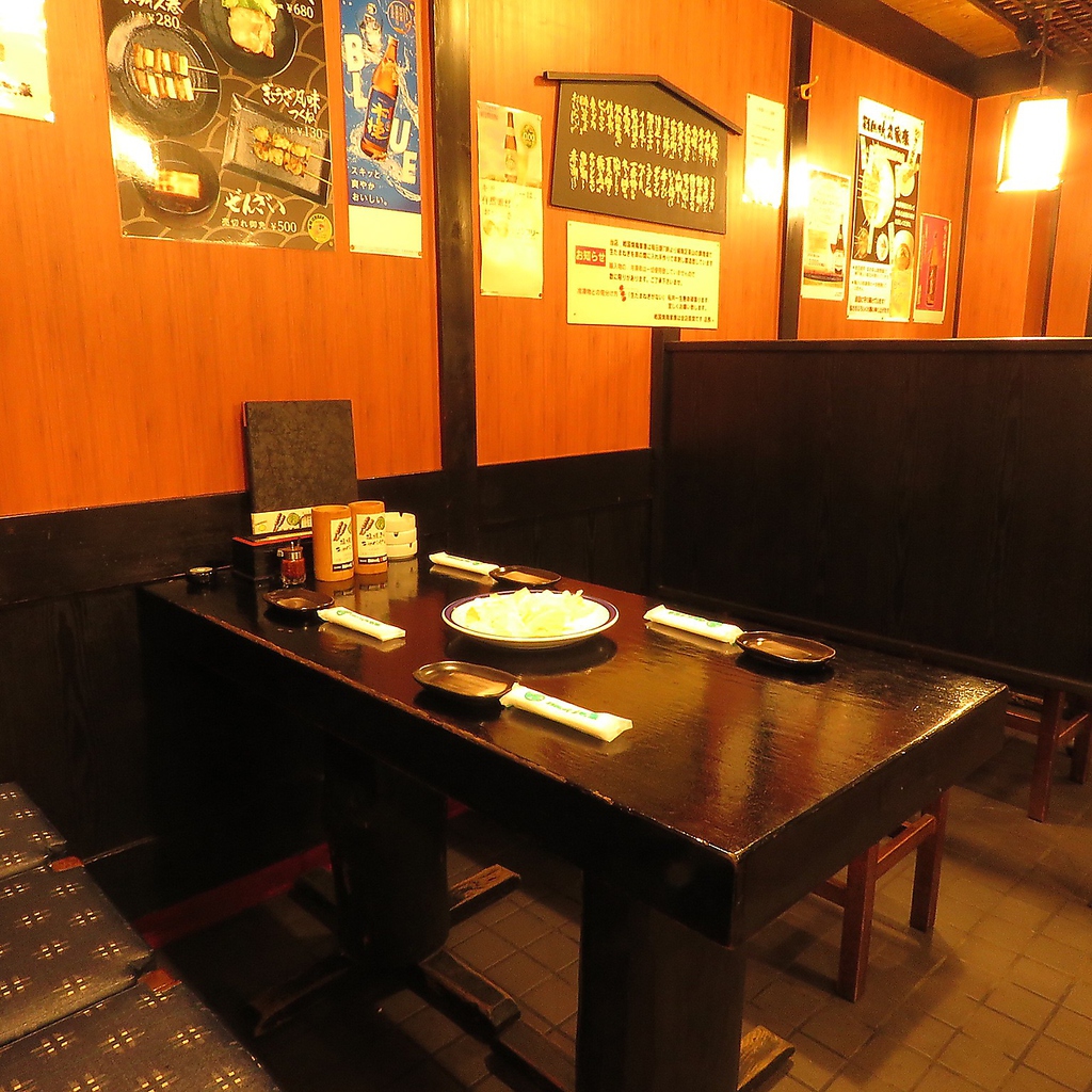 座敷、カウンター席、テーブル席、様々なシーンにお使いいただけます。宴会利用もお一人様も大歓迎。