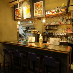 スタッフとコミュニケーションを取ることができる特等席です！お1人様も大歓迎♪