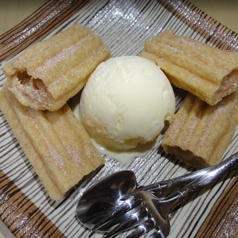 アイス&チュロス