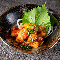 彩り海鮮ユッケ