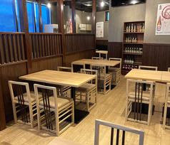 うまいもの酒場 芳野商店の雰囲気2