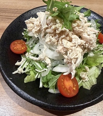 蒸し鶏のサラダ