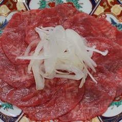 和牛タン刺し