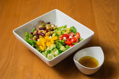 本日のチョップドサラダ | Today's Special Chopped Salad
